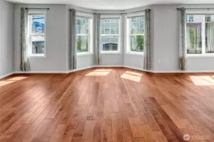 500 Aloha St, Seattle, WA 98109 - Photo 8