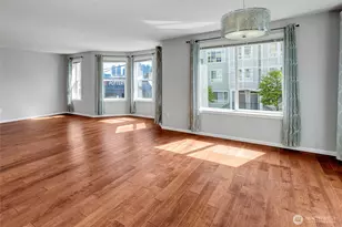 500 Aloha St, Seattle, WA 98109 - Photo 10