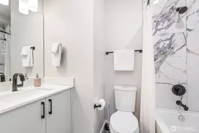 1772 Alki Avenue SW #B, Seattle, WA 98116 - Photo 22