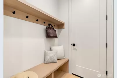 3032 NE Blakeley Street, Seattle, WA 98105 - Photo 10