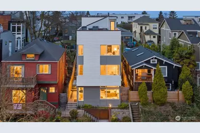 926 N 35th Street, Seattle, WA 98103 - Photo 1