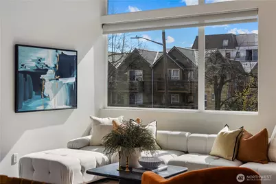 926 N 35th Street, Seattle, WA 98103 - Photo 6