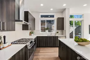 926 N 35th St, Seattle, WA 98103 - Photo 14