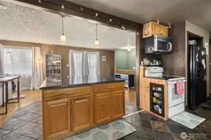 2826 S Meridian, Puyallup, WA 98373 - Photo 6