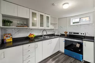 4503 S Webster St, Seattle, WA 98118 - Photo 12