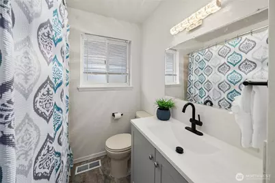 4503 S Webster Street, Seattle, WA 98118 - Photo 22