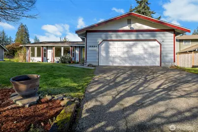 10304 63rd Avenue Ct E, Puyallup, WA 98373 - Photo 2