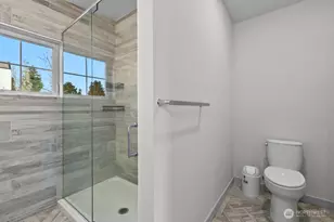 206 N 100th St, Seattle, WA 98133 - Photo 22