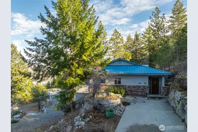 985 Guffy Road, Chelan, WA 98816 - Photo 2