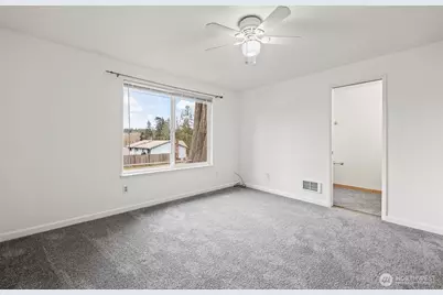 7505 Bridge Place NE, Bremerton, WA 98311 - Photo 22