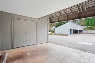 6668 137th Pl NE, Redmond, WA 98052 - Photo 32