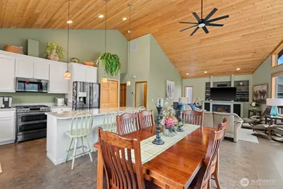 15107 N Lakeshore Drive, Entiat, WA 98822 - Photo 10