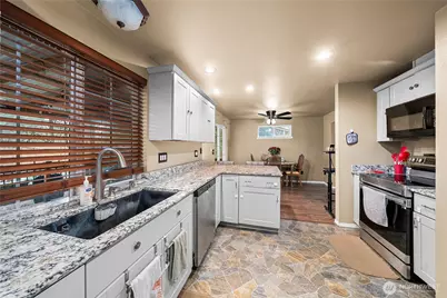 7923 Incline Court SE, Olympia, WA 98513 - Photo 14