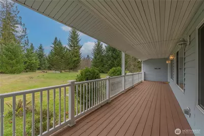 15326 Scenic Shores Drive SE, Yelm, WA 98597 - Photo 4