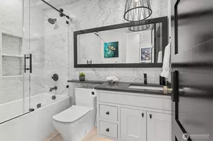 362 Ward St, Seattle, WA 98109 - Photo 36