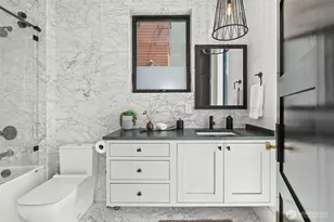 362 Ward St, Seattle, WA 98109 - Photo 28