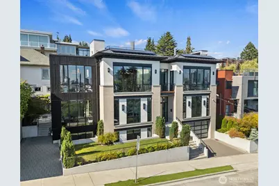 362 Ward Street, Seattle, WA 98109 - Photo 1