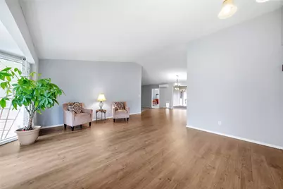 10417 NW 24th Avenue, Vancouver, WA 98685 - Photo 2