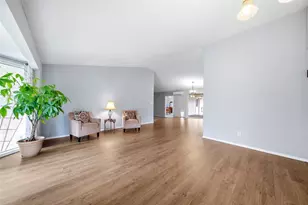 10417 NW 24th Ave, Vancouver, WA 98685 - Photo 2