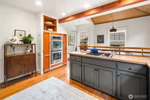 625 34th Ave E, Seattle, WA 98112 - Photo 12