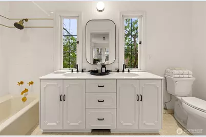 625 34th Avenue E, Seattle, WA 98112 - Photo 20