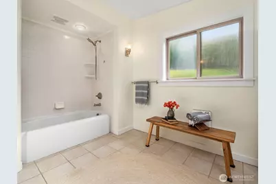 11305 103rd Avenue SW, Vashon, WA 98070 - Photo 20