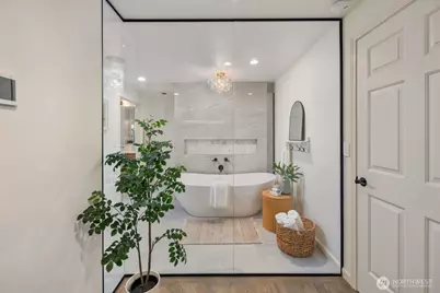 14014 Riviera Place NE, Seattle, WA 98125 - Photo 24