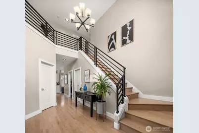 8406 NE 121st Place, Kirkland, WA 98034 - Photo 4