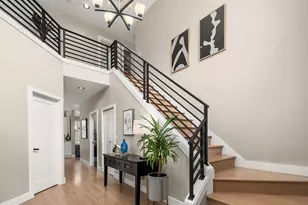 8406 NE 121st Pl, Kirkland, WA 98034 - Photo 4