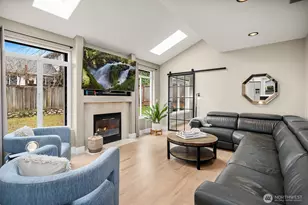 8406 NE 121st Pl, Kirkland, WA 98034 - Photo 14