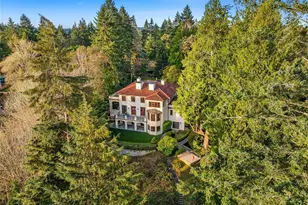 8010 Grand Ave NE, Bainbridge Island, WA 98110 - Photo 2