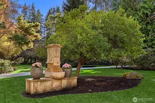 8010 Grand Ave NE, Bainbridge Island, WA 98110 - Photo 34