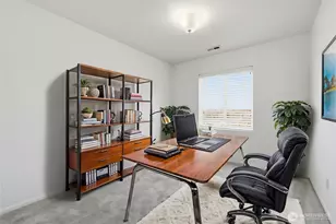 9025 S 204th Pl, Kent, WA 98031 - Photo 28