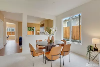 5006 NE 4th Place, Renton, WA 98059 - Photo 8