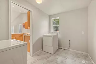 1011 Lake Park Dr SW, Tumwater, WA 98512 - Photo 12