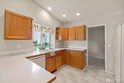 1011 Lake Park Drive SW, Tumwater, WA 98512 - Photo 4