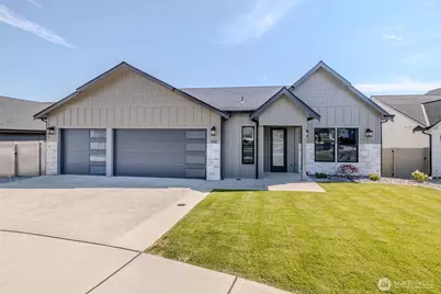 958 Racine Springs Dr., Wenatchee, WA 98801 - Photo 1