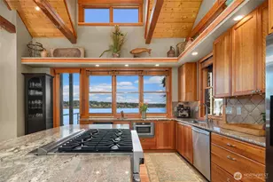 15550 Sandy Hook Rd NE, Poulsbo, WA 98370 - Photo 10