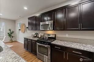 12107 SE 294th Ct, Auburn, WA 98092 - Photo 8