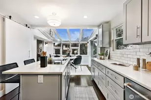 7302 33rd Ave NE, Seattle, WA 98115 - Photo 8