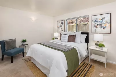 3520 Lake Washington Boulevard SE #105, Bellevue, WA 98006 - Photo 16