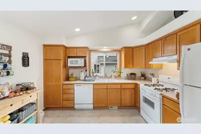 4471 E Broadway Street, Mount Vernon, WA 98274 - Photo 10