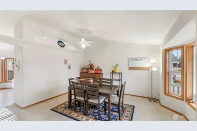 4471 E Broadway Street, Mount Vernon, WA 98274 - Photo 4