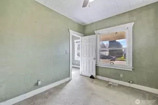 3015 Victor Pl, Everett, WA 98201 - Photo 14