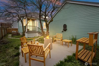 1211 S 17th Street, Tacoma, WA 98405 - Photo 2