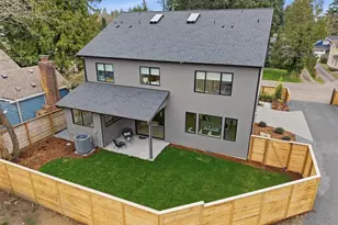 10733 17th Ave NE, Seattle, WA 98125 - Photo 38