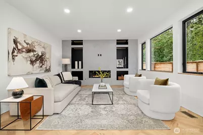 10733 17th Avenue NE, Seattle, WA 98125 - Photo 22