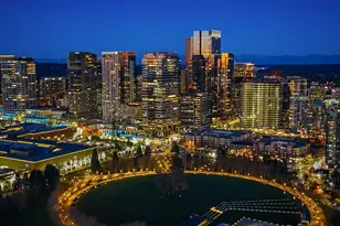 10700 NE 4th St, Bellevue, WA 98004 - Photo 36