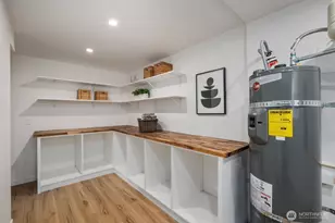 3232 26th Ave W, Seattle, WA 98199 - Photo 22