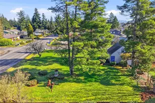 13002 10th Ave S, Tacoma, WA 98445 - Photo 10